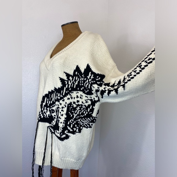 Hellessy Ortega Dinosaur Women’s Sweater Oversized L Ecru & Black Fringe $890 - Picture 4 of 16